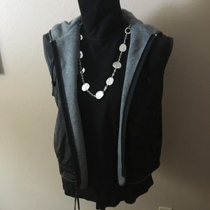 🎁2/$12 CYCLONE L GRAY & BLACK FLEECE LINED FULL ZIP TIE HOOD VELCRO POCKET VEST